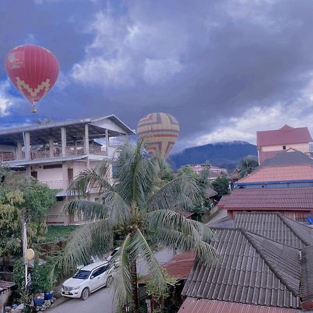 Vang Vieng Victory Guesthouse מראה חיצוני תמונה