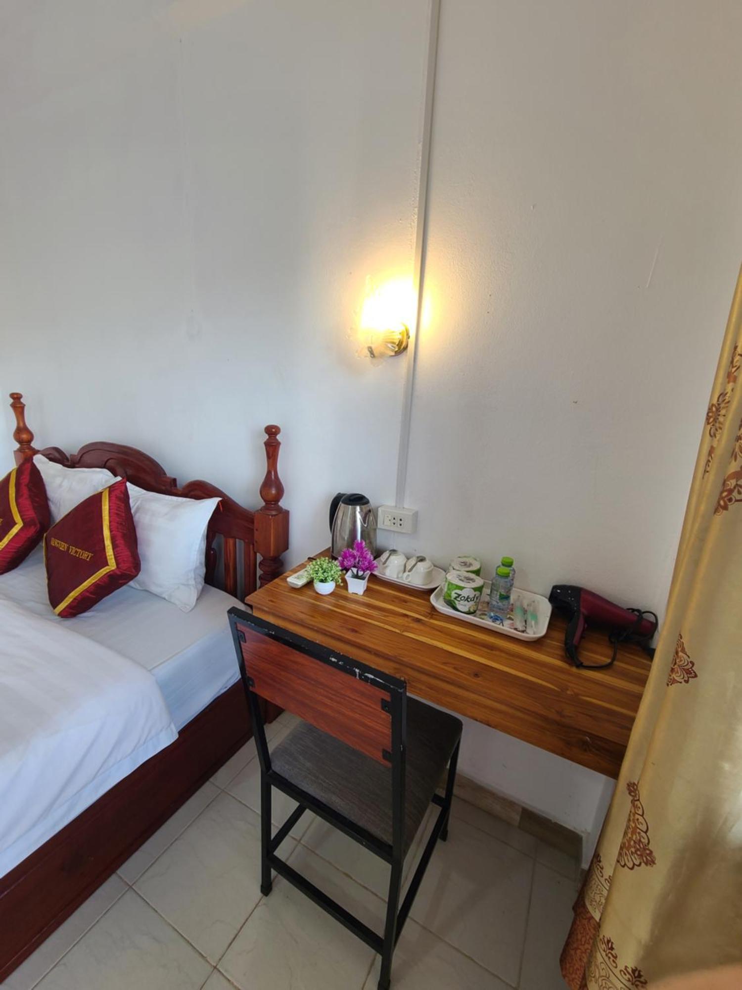Vang Vieng Victory Guesthouse מראה חיצוני תמונה